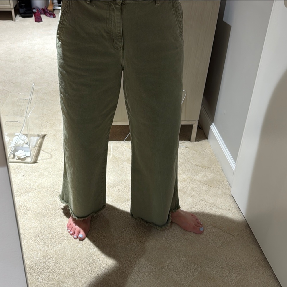 Frayed Hem Olive Pants